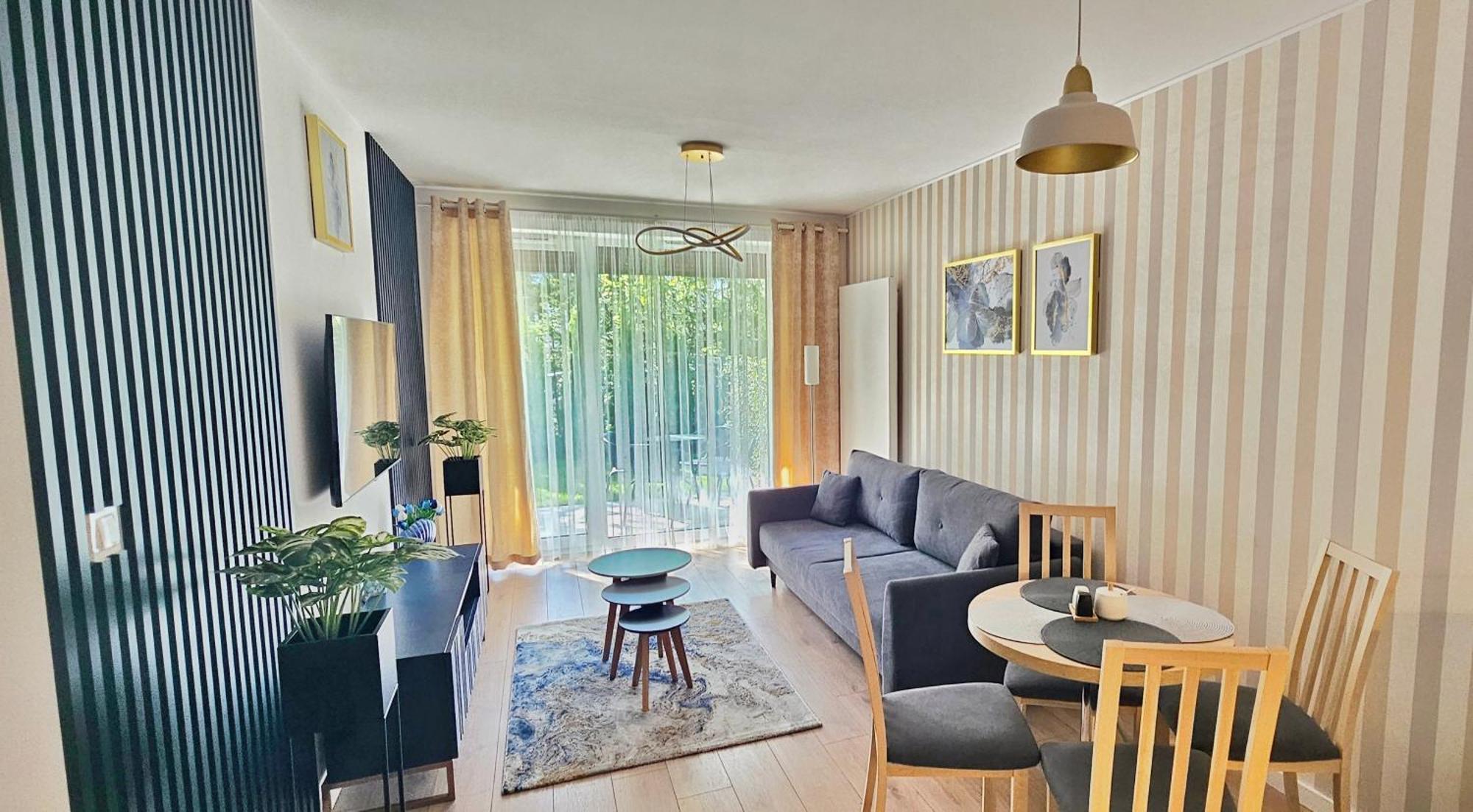 Apartament Whiteblue Kolobrzeg Z Duzym Ogrodkiem - 100 M Od Plazy! Whiteblue Kolberg Apartment Mit Grossem Garten - 100 M Vom Strand Entfernt! Whiteblue Kolobrzeg Apartman S Velkou Zahradou - 100 M Od Plaze! Exteriör bild