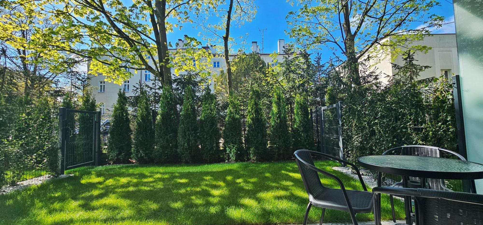 Apartament Whiteblue Kolobrzeg Z Duzym Ogrodkiem - 100 M Od Plazy! Whiteblue Kolberg Apartment Mit Grossem Garten - 100 M Vom Strand Entfernt! Whiteblue Kolobrzeg Apartman S Velkou Zahradou - 100 M Od Plaze! Exteriör bild